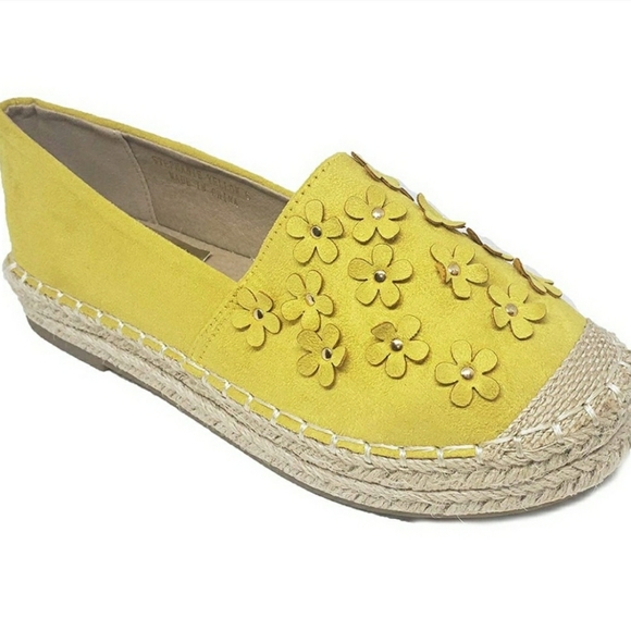 Espadrilles SOLD - Picture 3 of 3